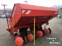 Potato planter Kverneland UN 3100