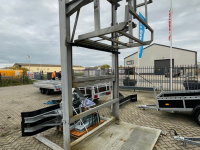 Bulk box tipper VHM Kistenkantelaar