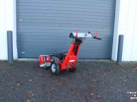 Sweeper Kersten K820 Pro werktuigdrager met bezem