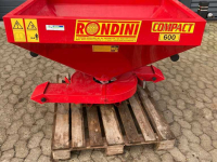 Fertilizer spreader Rondini Compact 600 rijenstrooier / kunstmeststrooier