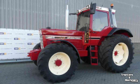 Tractors International 1455 Tractor