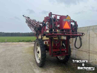 Fieldsprayer pull-type Hardi getrokken spuit 24 meter