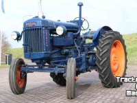 Oldtimers Fordson E27N "Blauwe reiger"