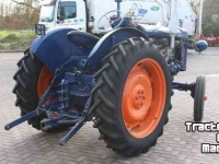 Oldtimers Fordson E27N "Blauwe reiger"