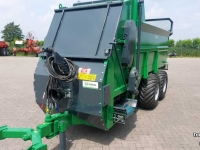 Manure spreader  Induma Mestverspreider voor Fruitteelt