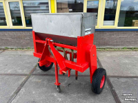 Fertilizer spreader  Elco rijenstrooier 300 L