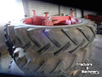 Wheels, Tyres, Rims & Dual spacers Molcon 11,2r36