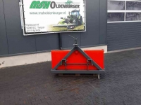 Tractor tipping boxes  Grondbak / transportbak