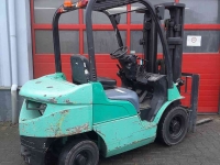 Forklift Mitsubishi FD25N