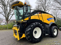 Forage-harvester New Holland FR550 hakselaar