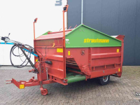 Silage-block distribution wagon Strautmann BVW Blokkenwagen