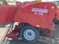 Potato planter Grimme GL 32 B Kartoffellegemaschine Potato Planter