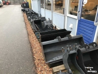 Excavator buckets  Ruime voorraad nieuwe en gebruikte graafbakken