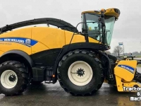 Forage-harvester New Holland FR 550 Zelfrijdende Veldhakselaar + PU + Maisbek