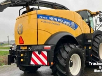 Forage-harvester New Holland FR 550 Zelfrijdende Veldhakselaar + PU + Maisbek