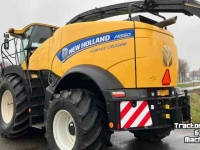 Forage-harvester New Holland FR 550 Zelfrijdende Veldhakselaar + PU + Maisbek