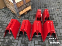 Diverse new spare-parts Steketee MS2 spuitkappen kappenspuit