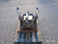 Front-hitch & Pto Valtra Fronthef voor Valtra T4 modellen