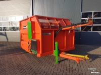 Silage-block distribution wagon Holaras Rabbit 4000