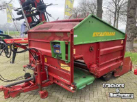 Silage-block distribution wagon Strautmann Strautmann BVW Blokkenwagen Voerwagen