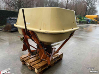 Fertilizer spreader Vicon Pendelstrooier