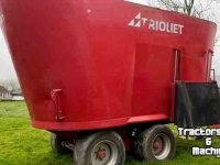 Vertical feed mixer Trioliet SM-24-TD Verticale Voermengwagen