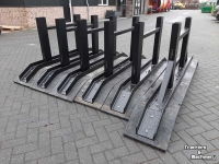 Rubber yard scraper Weidemann Rubberschuif 1.50- 2.55m