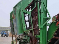 Onion harvester Krakei 1