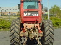 Tractors Massey Ferguson 1200 turbo