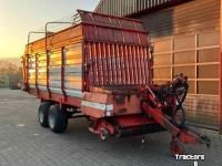 Self-loading wagon Pottinger Siloprofi SW102MAT ladewagen stalvoeren weidebouwmachines.