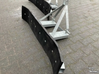 Rubber yard scraper  Rubberschuif 160 cm / sneeuwschuif / modderschuif