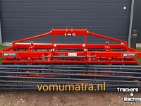 Seedbed combination ADV Technik Frontzaaibedcombinatie  Frontverkruimelaar ook in 2,5 + 3,5 + 4 mtr.