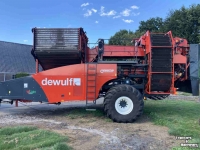 Potato harvester Dewulf RQ2060 - aangedreven schijven - wielaandrijving