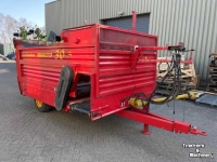 Silage-block distribution wagon Schuitemaker Amigo 30 S