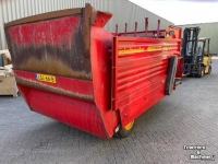 Silage-block distribution wagon Schuitemaker Amigo 30 S