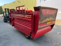 Silage-block distribution wagon Schuitemaker Amigo 30 S