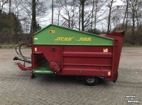 Silage-block distribution wagon Strautmann BVW