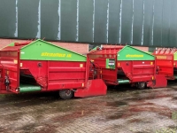 Silage-block distribution wagon Strautmann BVW blokkenwagen doseerwagen voermachines