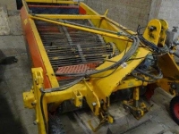 Onion harvester Samon Uienrooi Combinatie Onion Harvester