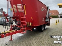 Vertical feed mixer BVL V-Mix 24 LS-2S Voermengwagen Feed Mixer