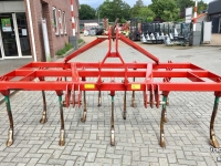 Cultivator Kverneland vaste tand cultivator met 3 rijen CLH