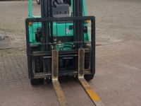 Forklift Mitsubishi FD 25