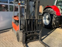 Forklift Toyota 7FBMF25