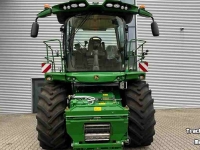 Forage-harvester John Deere 8400i Prodrive 40 km Zelfrijdende Veldhakselaar