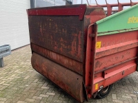 Silage-block distribution wagon Strautmann BVW Blokkenverdeelwagen