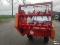 Manure spreader Agromet N251/1 stalmestverspreider meststrooier  - compoststrooier