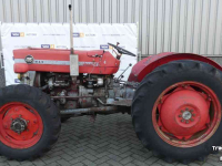 Oldtimers Massey Ferguson 135 4WD Tractor Oldtimer