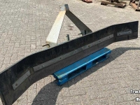 Rubber yard scraper  Rubberen Schuif