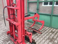 Fork lift & Fork lift truck  Hefmast met balenklem