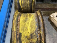 Wheels, Tyres, Rims & Dual spacers John Deere 2x velg 12w x 24 verstelbaar, steek 221/275/8